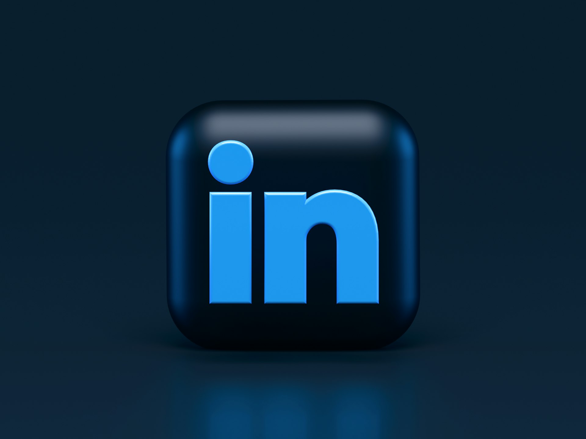 The ultimate guide to LinkedIn social selling in 2025